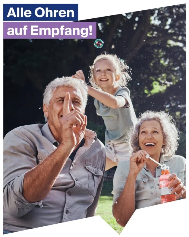 Gibt es etwas Schöneres als das Lachen Ihrer Liebsten?

Diese vertrauten Klänge – das Lachen, die Stimme, die kleinen Momente, die Ihr Herz erwärmen – sind der wahre Klang des Lebens. Mit unseren Hörgeräten können Sie all diese besonderen Töne wieder klar und deutlich hören.

Verbringen Sie auch viel Zeit mit Ihren Enkelkindern und möchten die Zeit wieder vollkommen genießen?
Dann vereinbaren Sie noch heute einen Termin bei uns und finden Sie das passende Hörgerät für Sie!

Rufen Sie uns an oder besuchen Sie eine unserer Filialen – wir beraten Sie gerne persönlich und individuell.

#Lebensqualität #AlleOhrenAufEmpfang #Lieblingsgeräusche #HesselbachHörakustik #IhrpersönlicherHörakustiker #HörakustikRuhrgebiet #BesserHören #Hörberatung #Hörakustik #Hörgeräte #Hörsysteme #Iserlohn #Schwerte #Unna #Fröndenberg #Hemer #Wetter